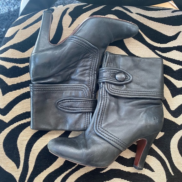 FRYE Women's Ava Button Bootie, Size 7 M, Black - Picture 2 of 15